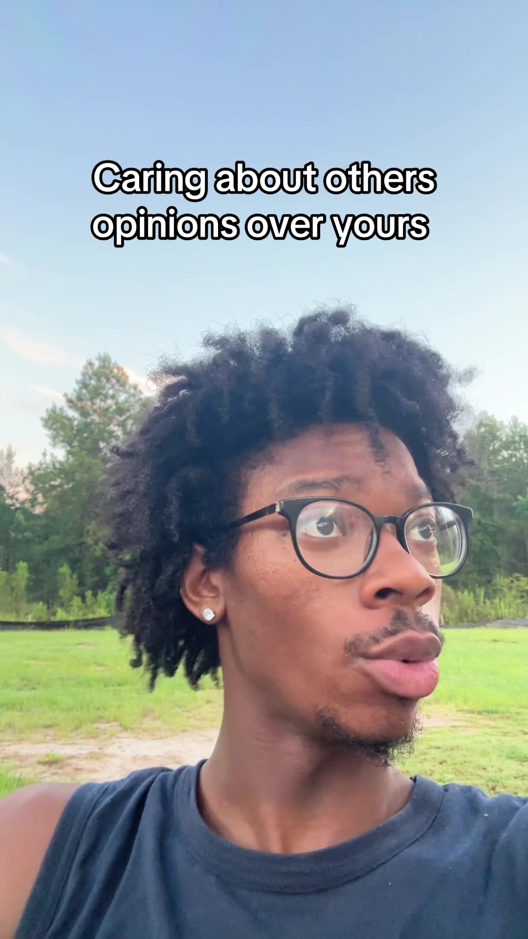 @Woahtherefry