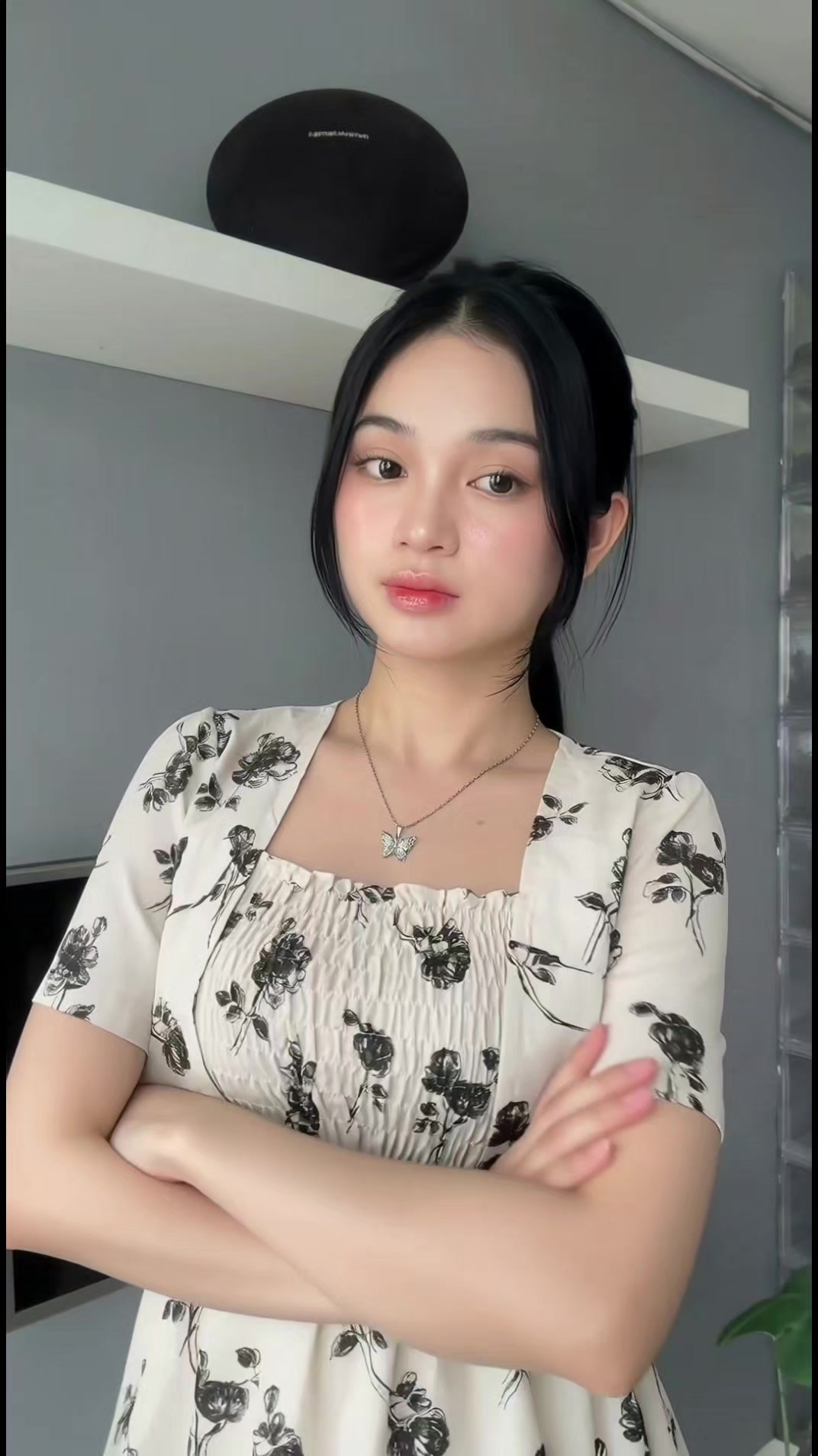 @flora0ne