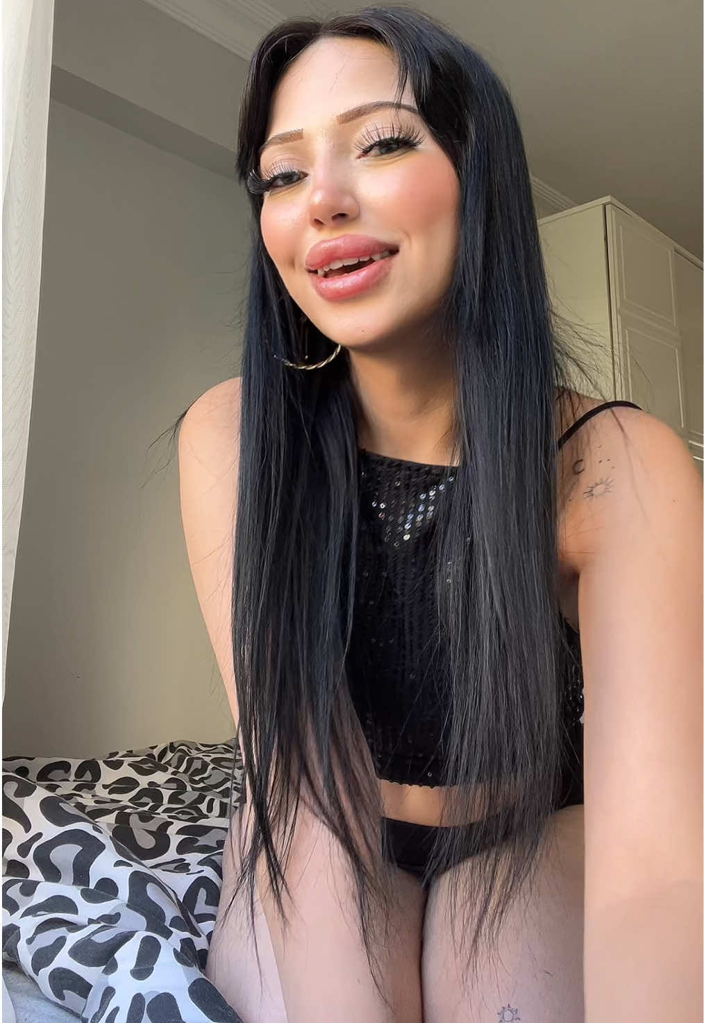 @latina