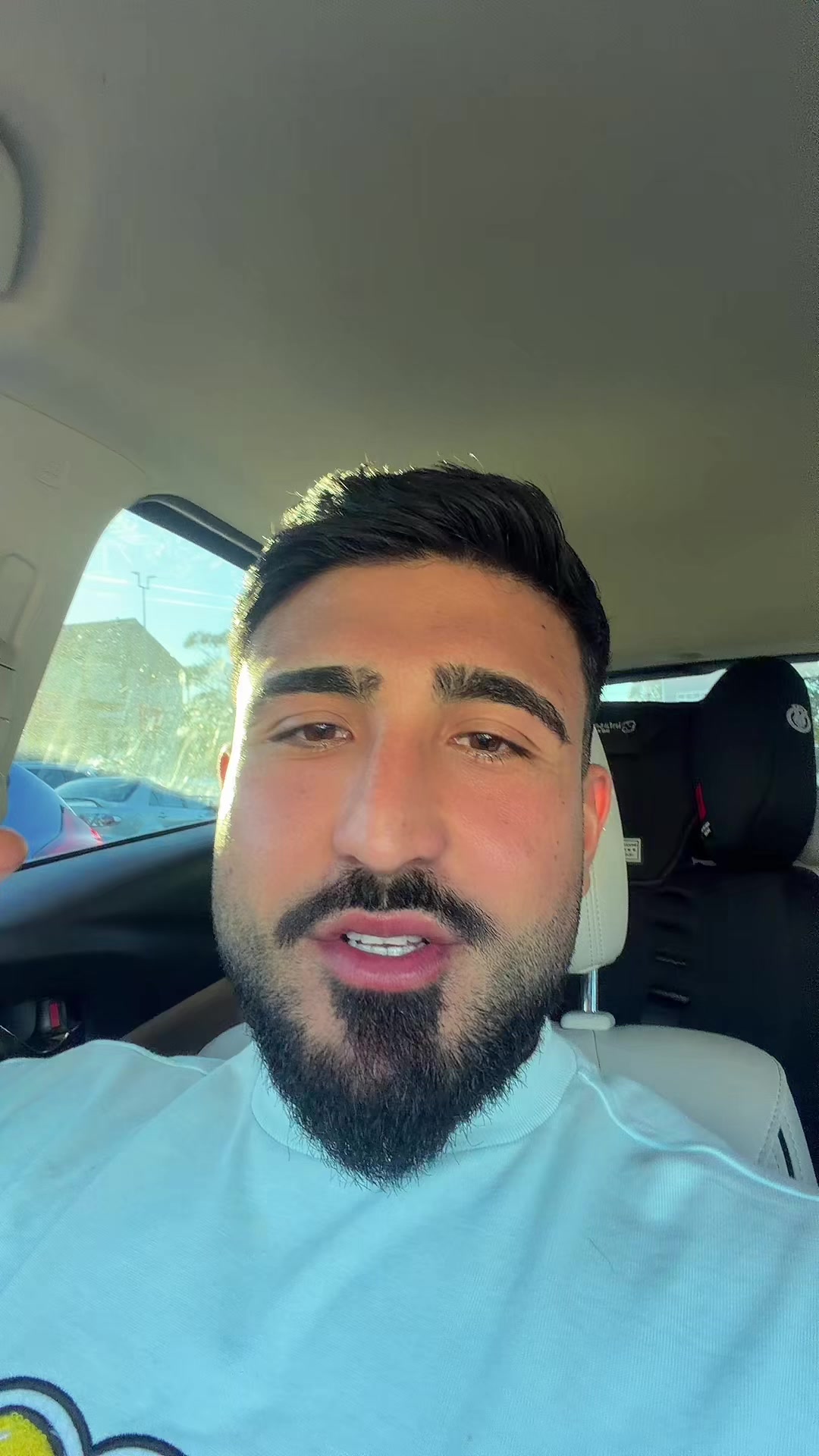 @Nassim Elhage