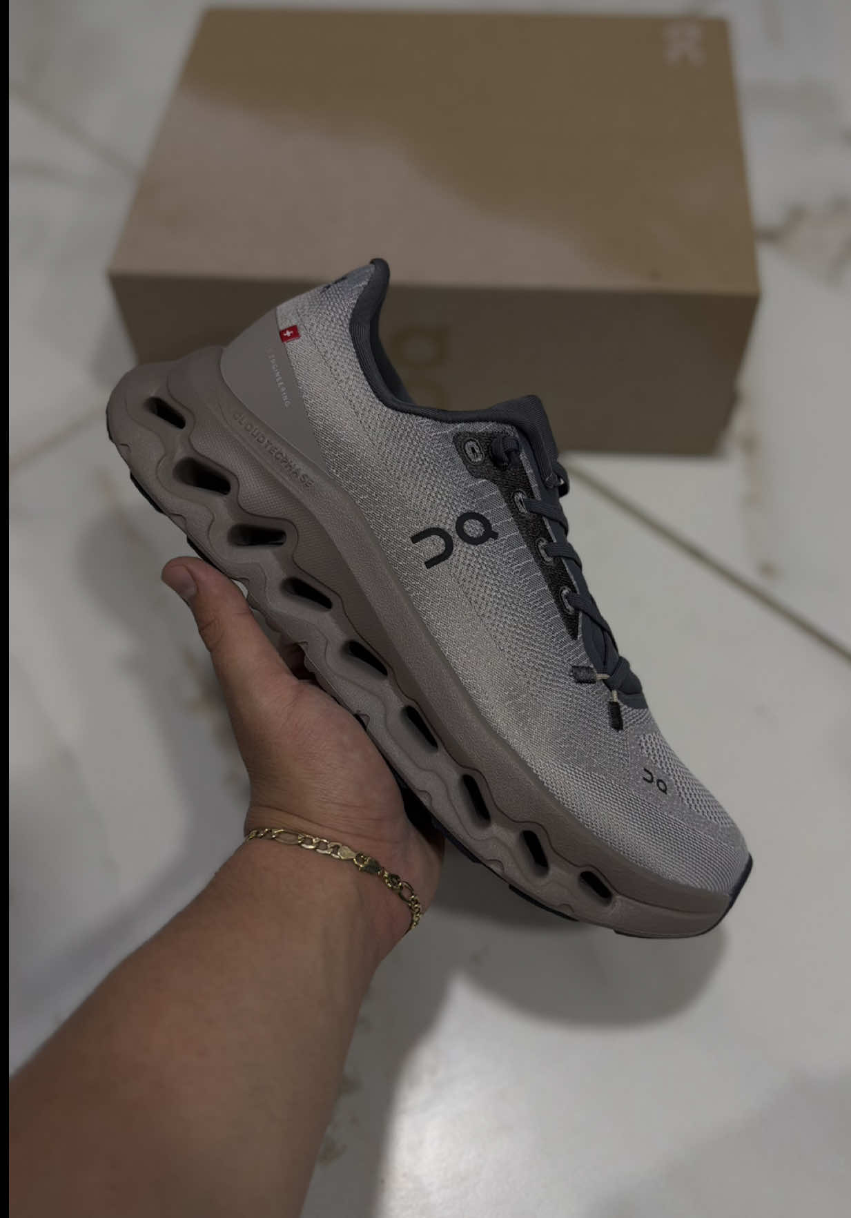 @jona snkrs lm