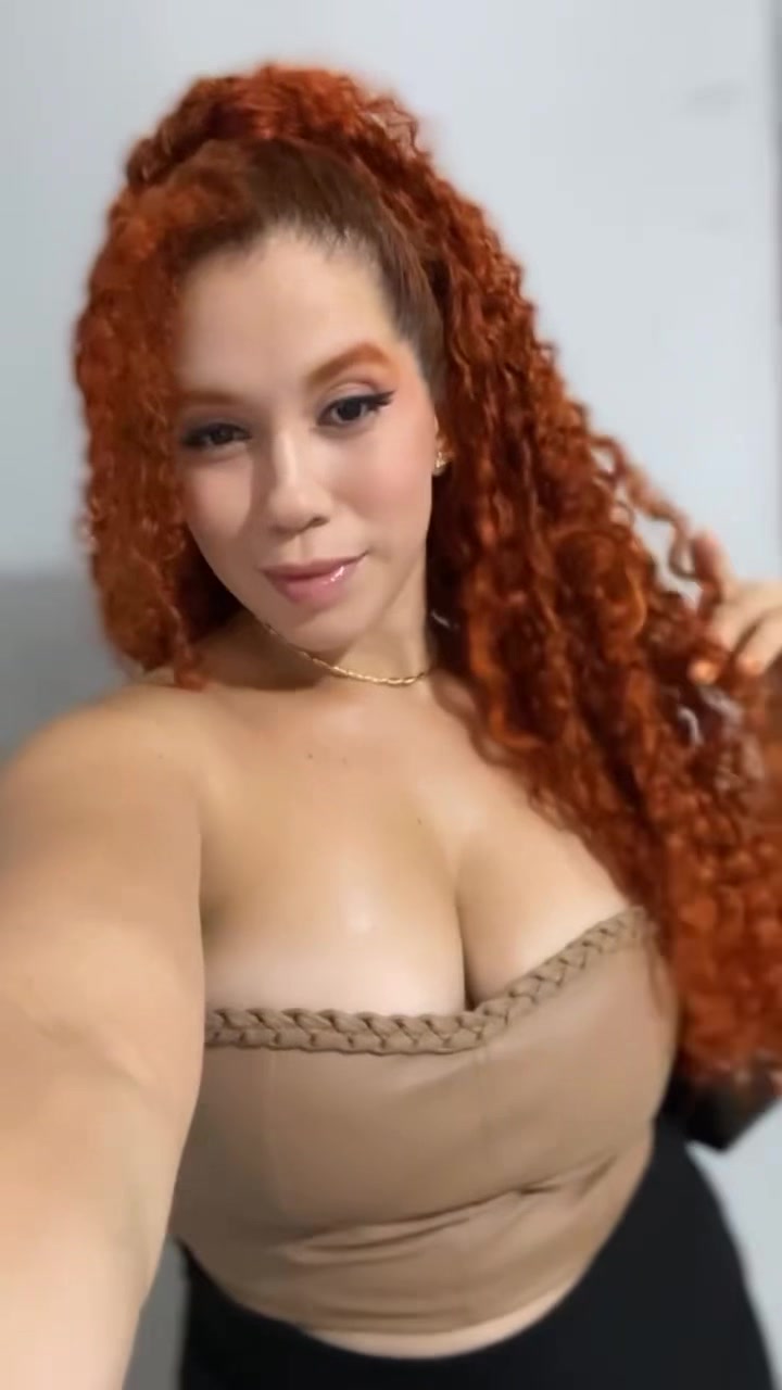 @Emilly Gabriely