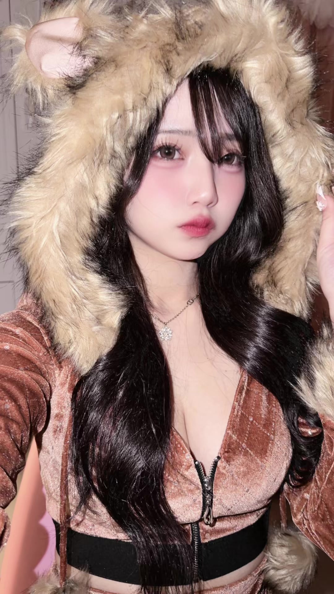 @えま