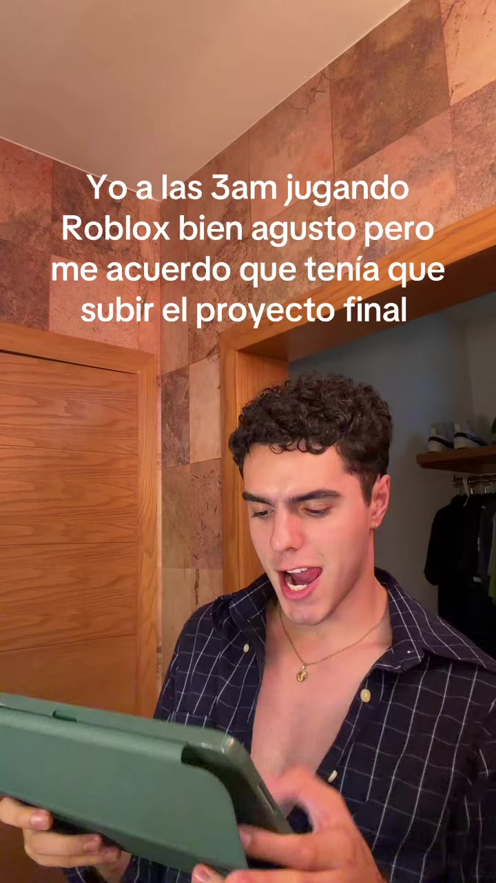 @EmiGallo