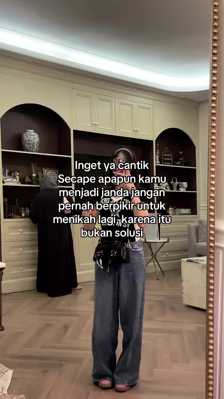 @𝐃𝐡𝐚🦋