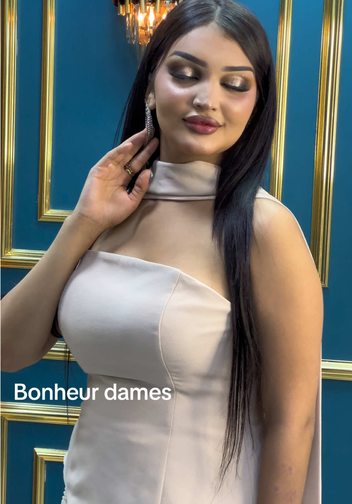 @Bonheur Dames M&M Location