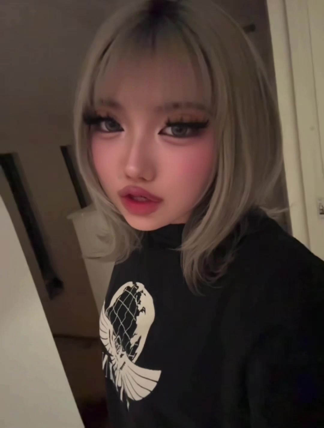 @yvn