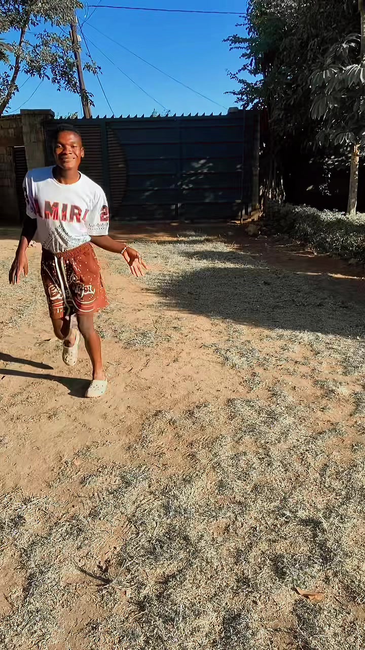 @beckyphiri2301