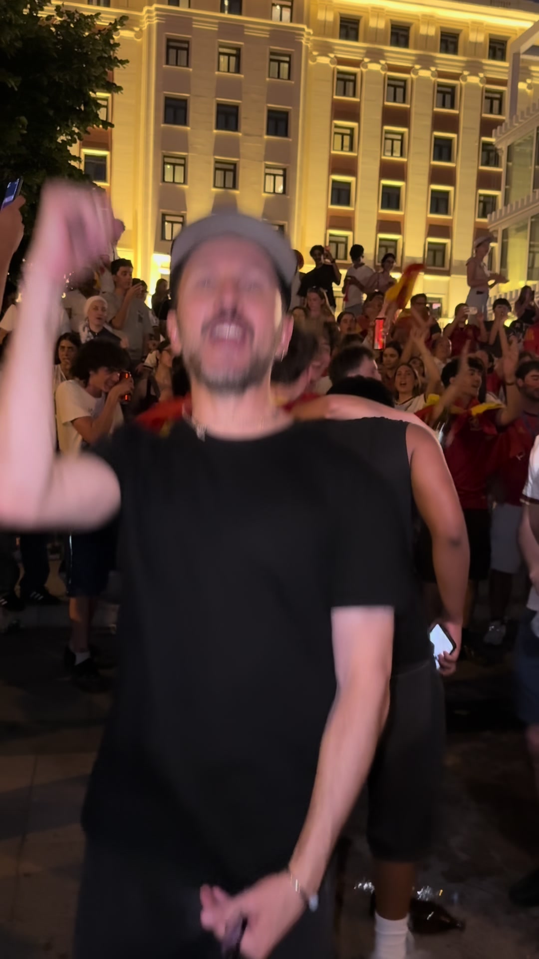 @Oscar Madrazo