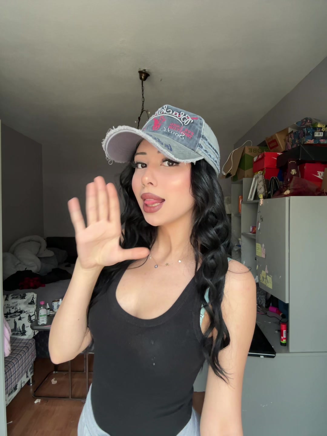 @Tripkolik