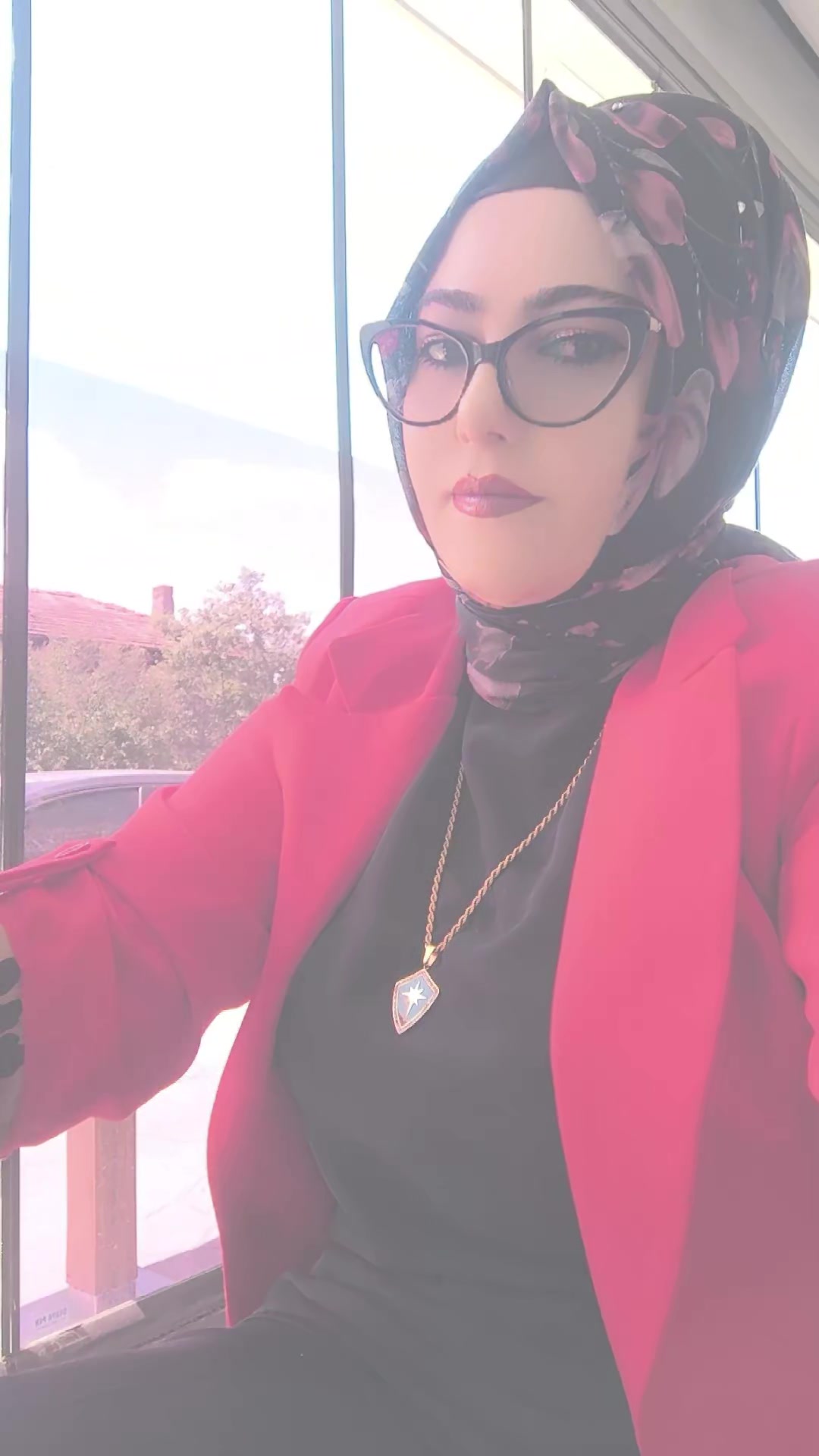 @Derya Bsari37