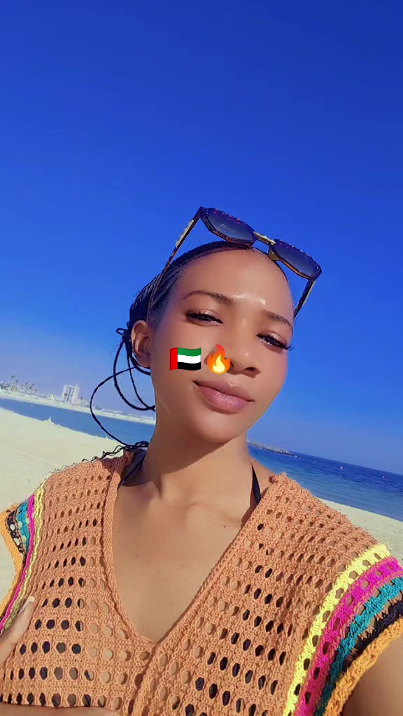 @Leona96