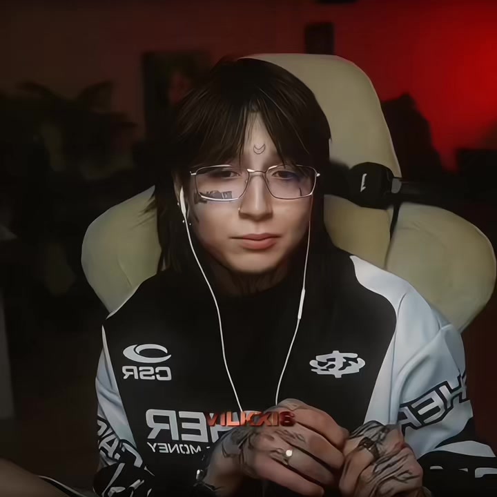 @тгк: VILKXIS