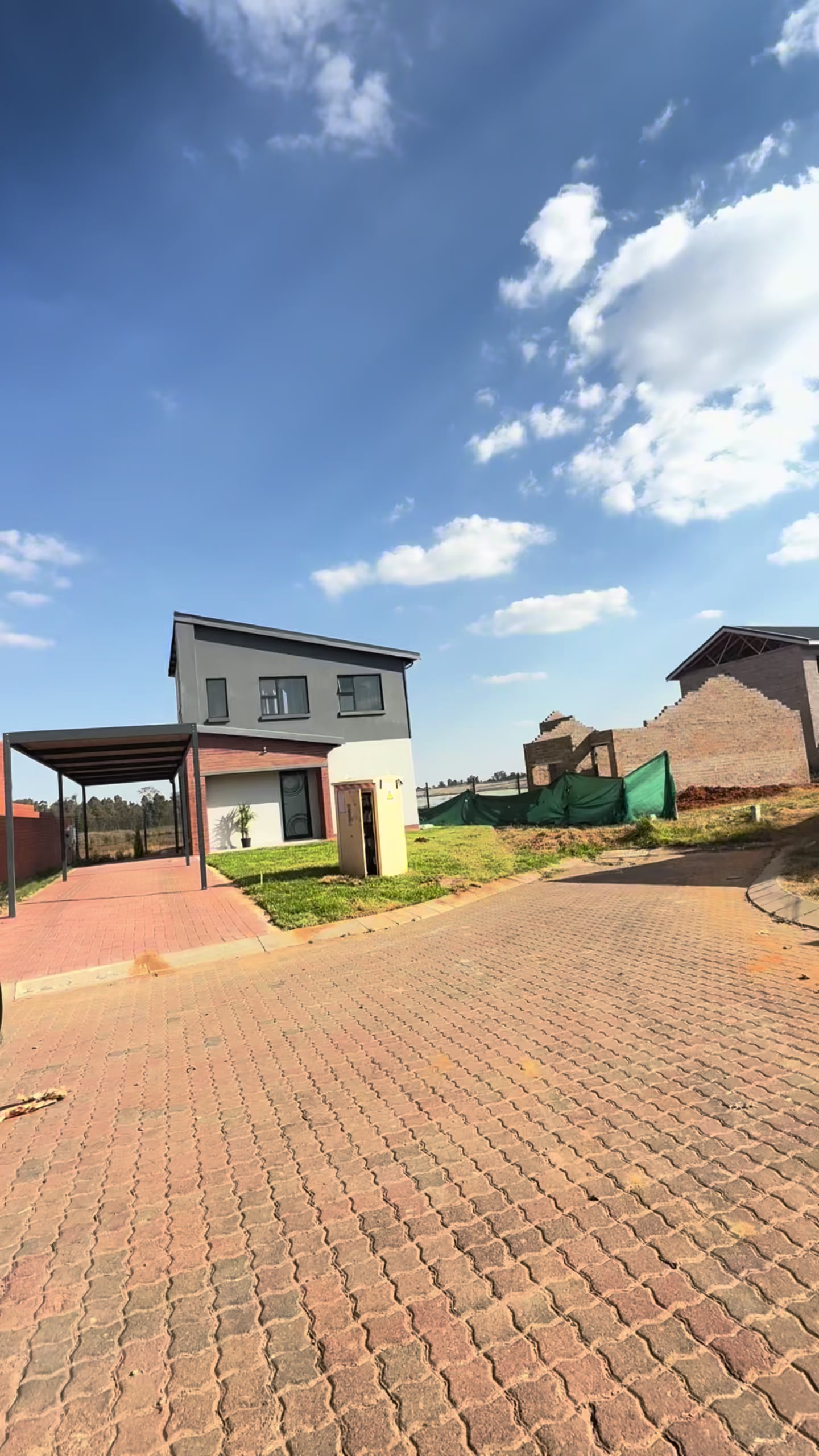 @Emmanuel_House_Houses