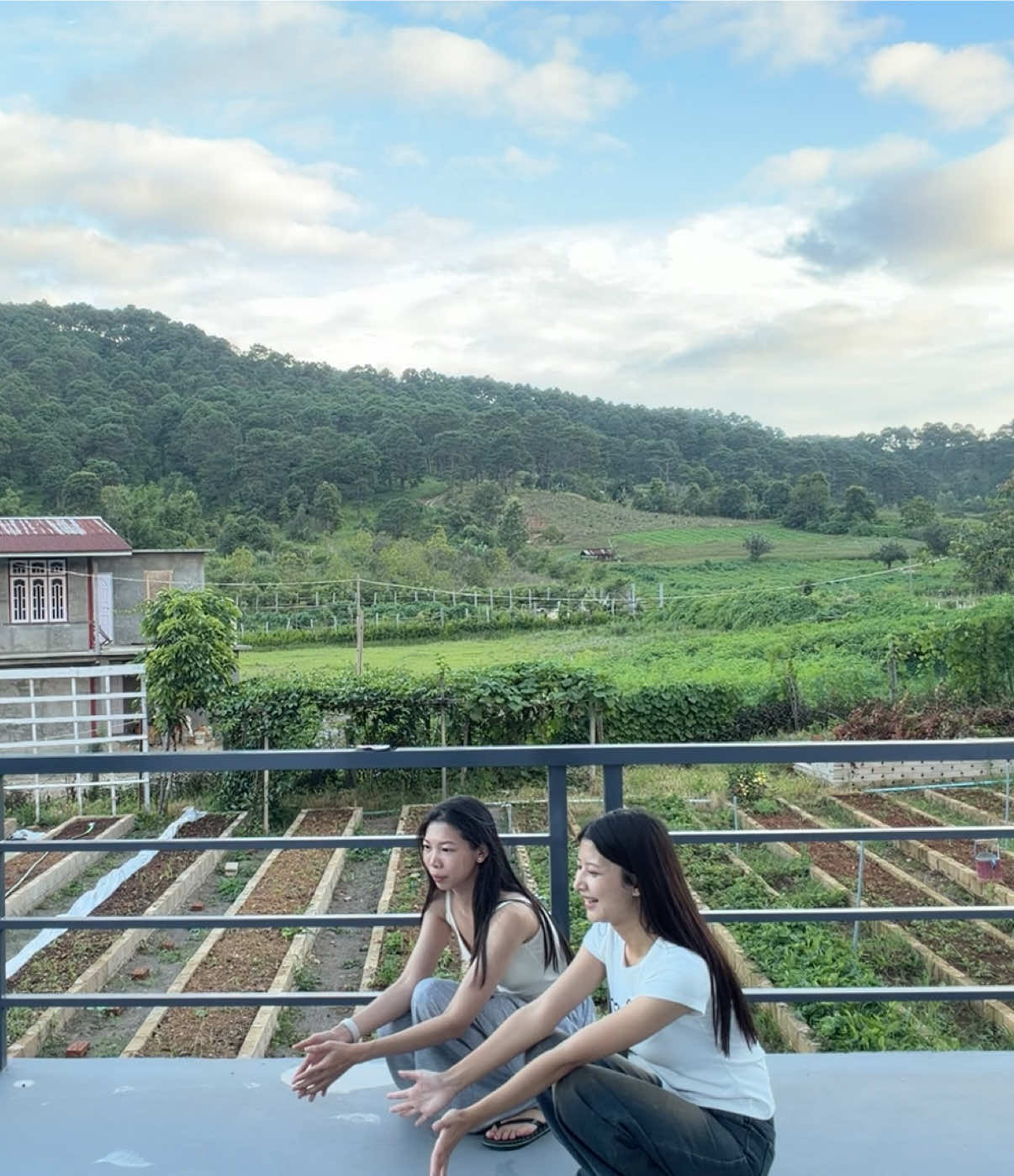 @Shwe yamin(official)