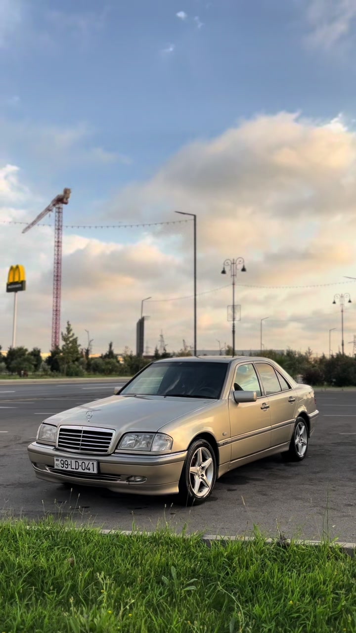 @ℒ𝒟.41🇦🇿