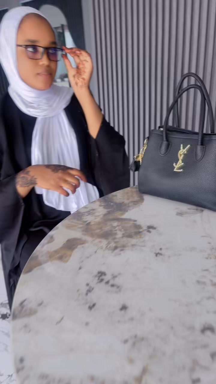 @OMMU ASHRAF ❤️