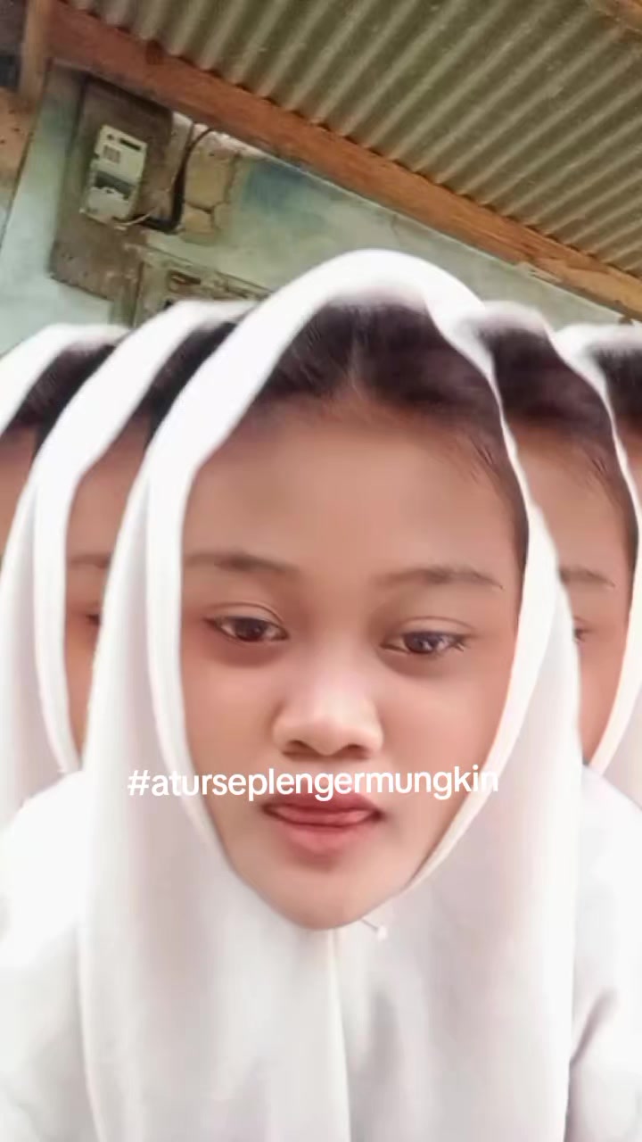 @AWWW