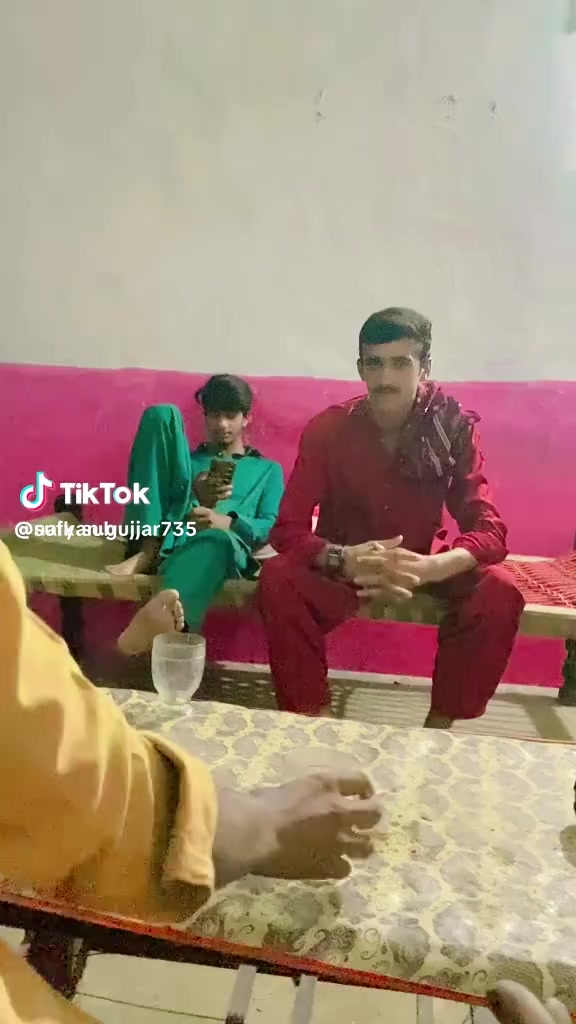 @ملک طیب عوان۔
