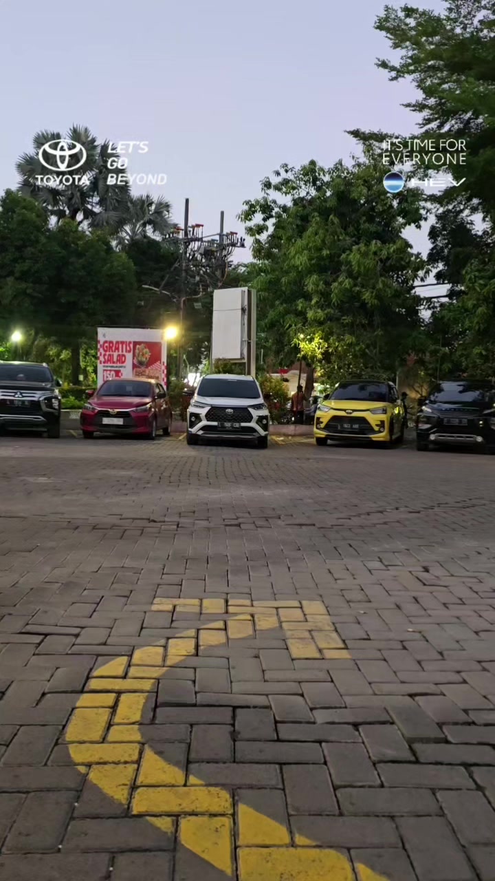 @TOYOTA SURABAYA