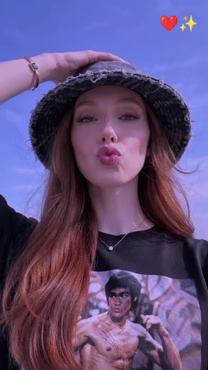 @꧁ 🦊 MAH 🍒 ꧂