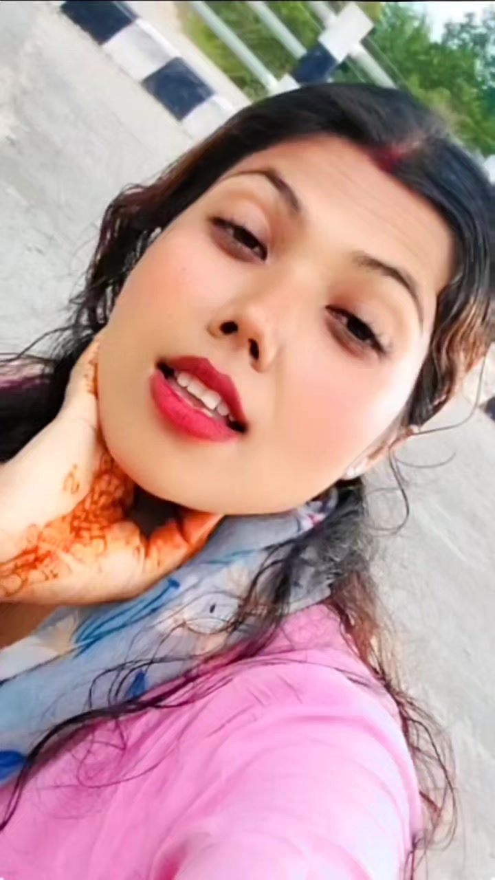 @सपना राउत ।,,,,,,