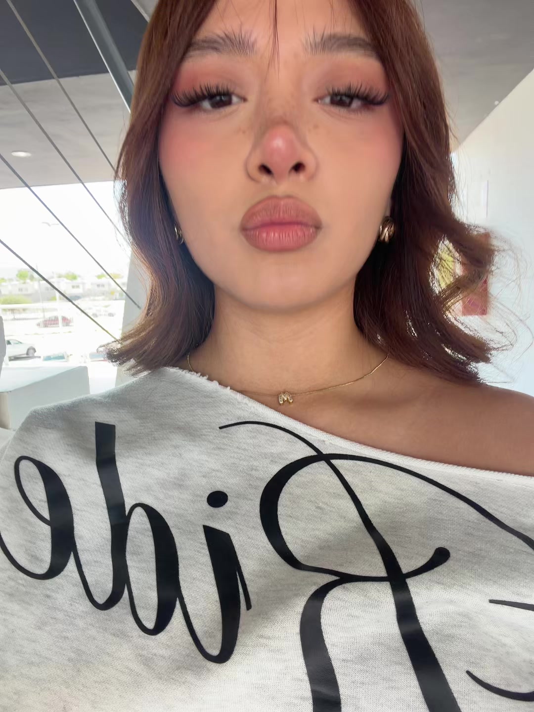 @Mia