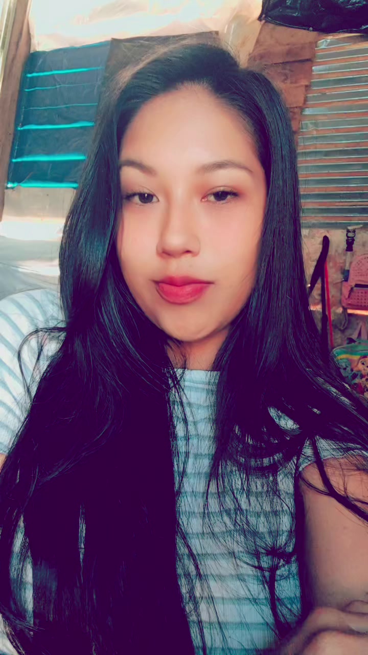 @🍓la niña🦋