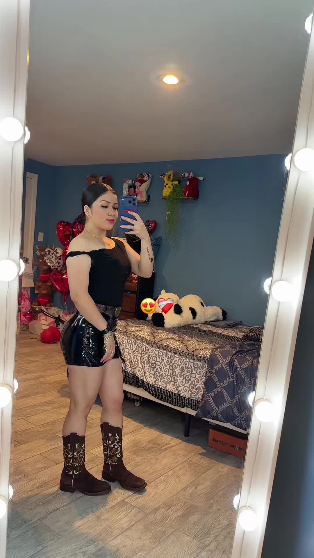 @Julii__S