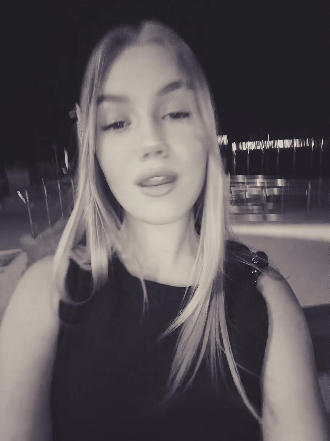 @mikova