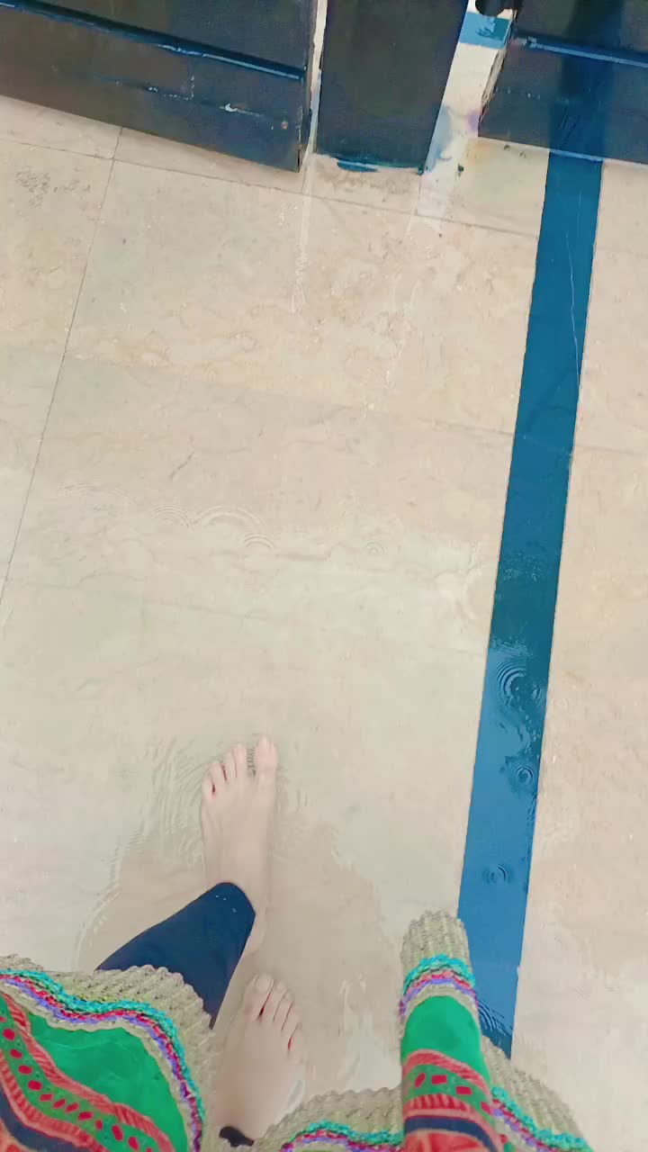 @𝑺𝒊𝒏𝒈𝒆𝒓 𝑺𝒂𝒎🦋