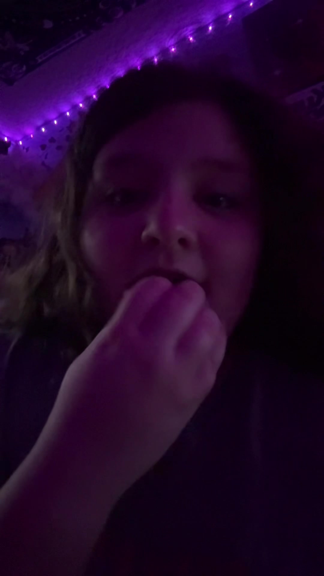 @Zoeyatiel 🍒🎱🫧
