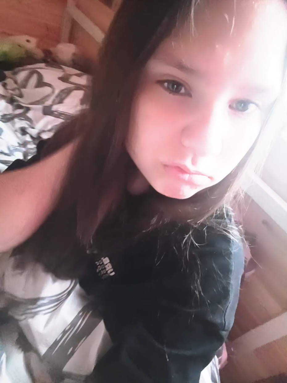 @𝐀𝐫𝐢𝐬𝐡𝐚🥀