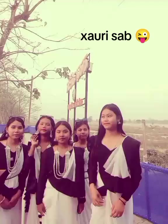 @Laxmi💞