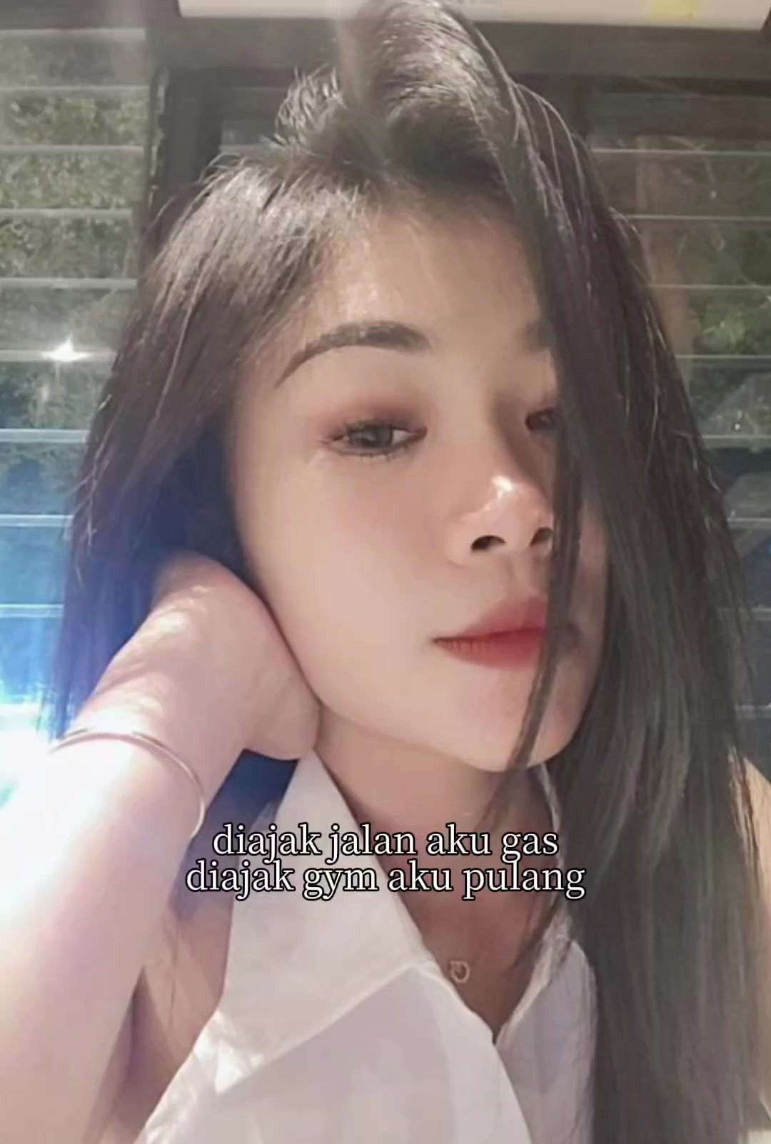 @Fely