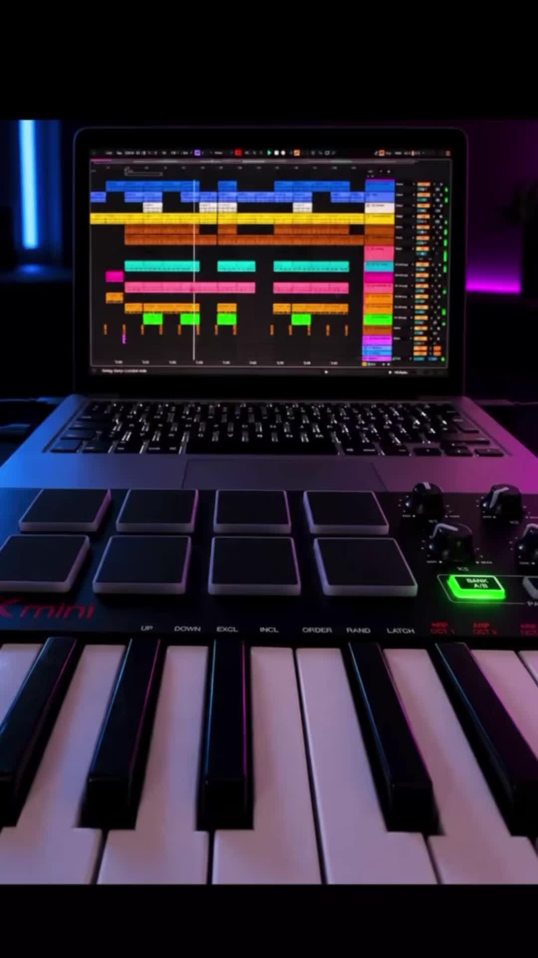 @NEXSO