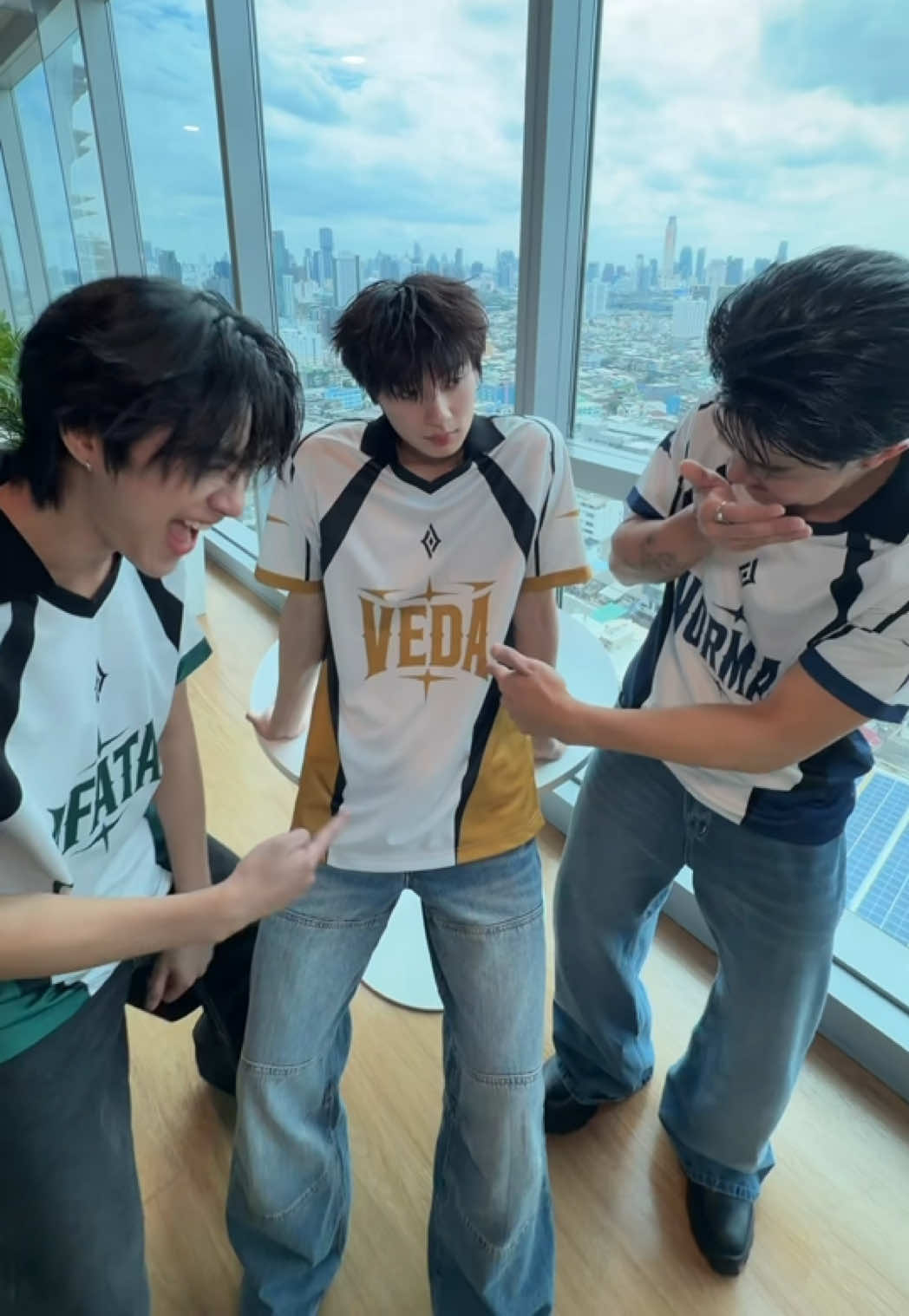 @VVV_theofficial