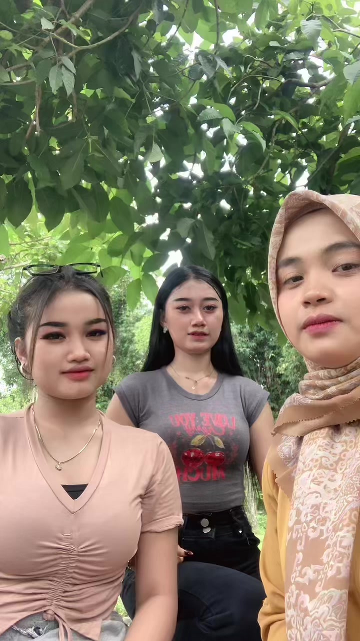 @desitaaptri🚩