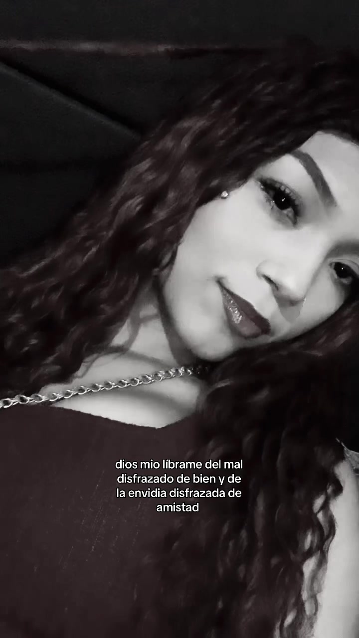 @𝖑𝖚𝖌𝖔𝖔💸