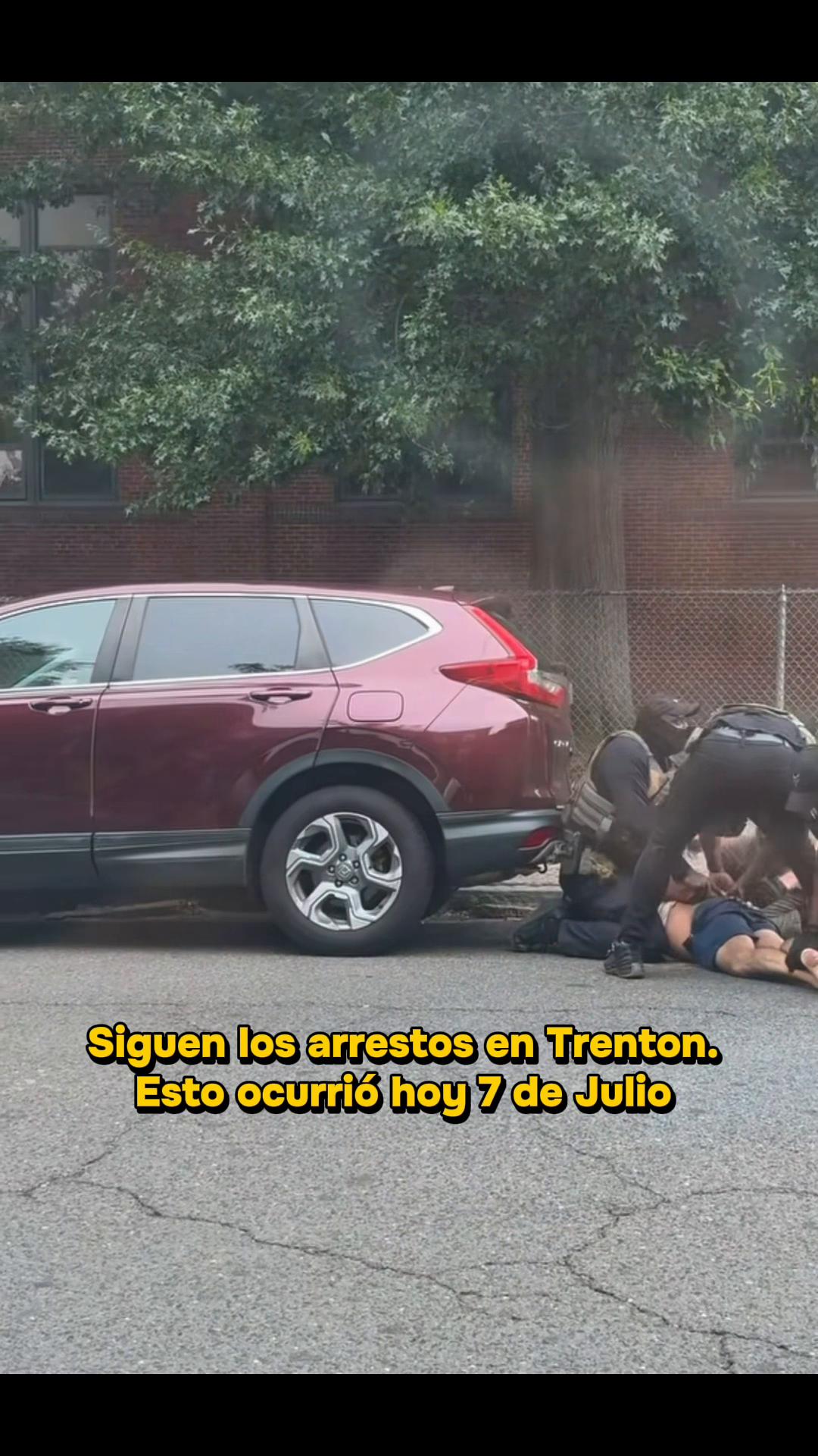@Somos Latinos