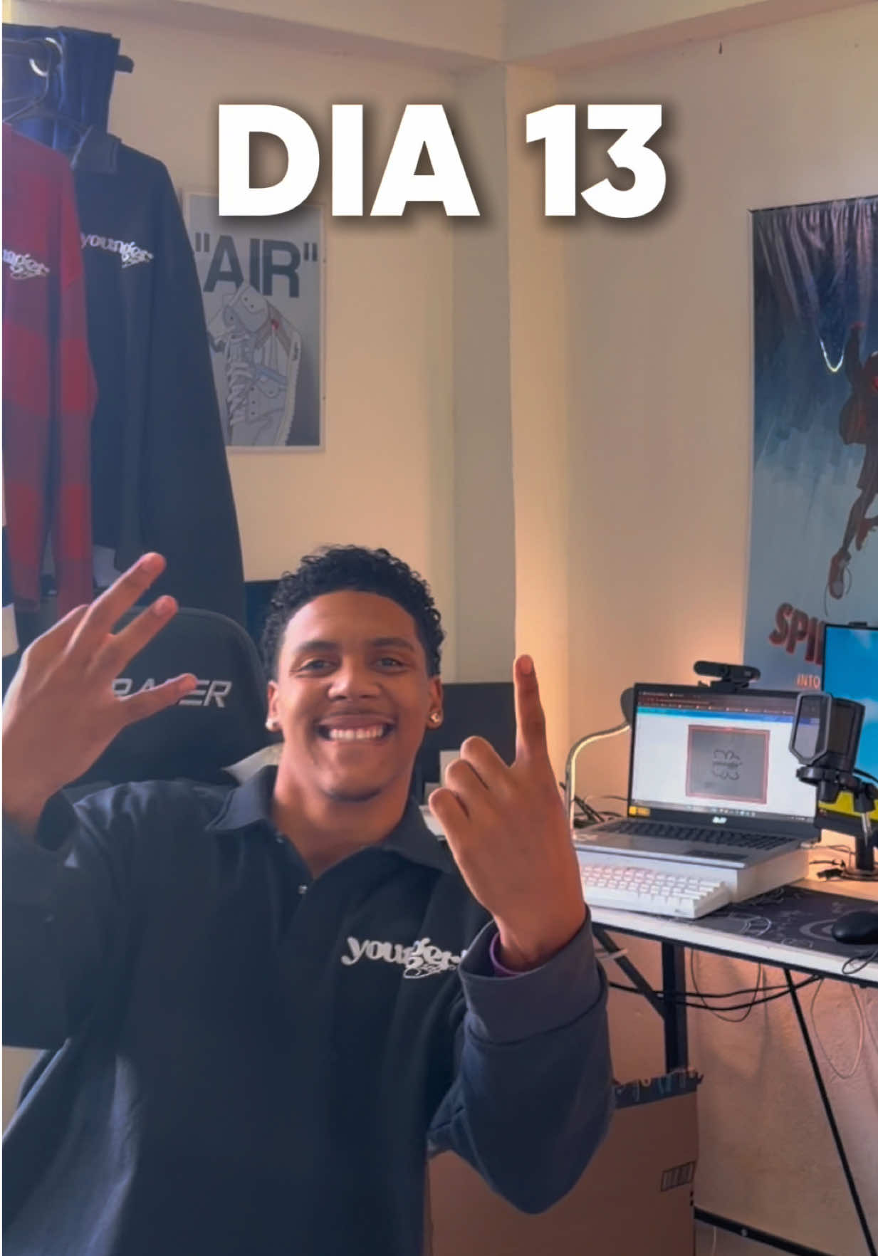 @AlicJ