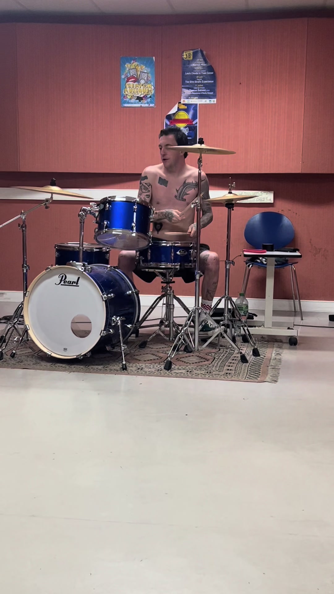@tosh_thedrummer