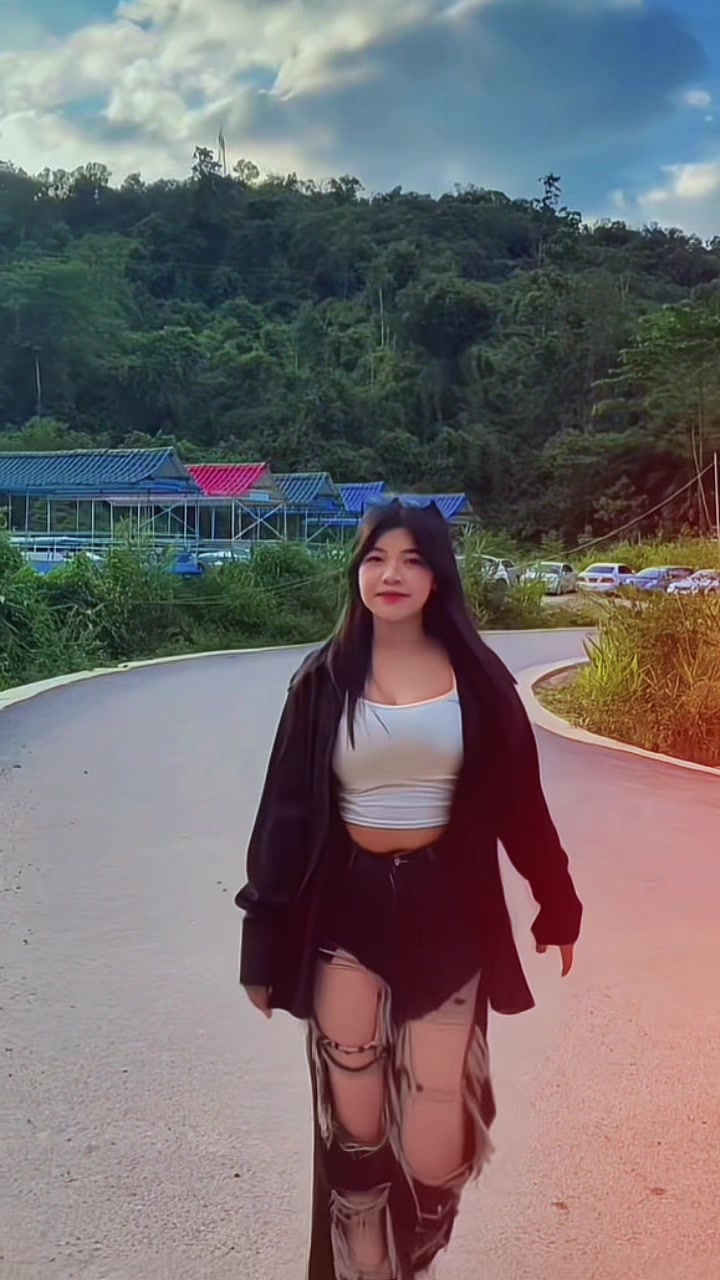 @🎀（付曼林🧸🍔)သၢဝ်တႆးLinn Yon🦋🤍