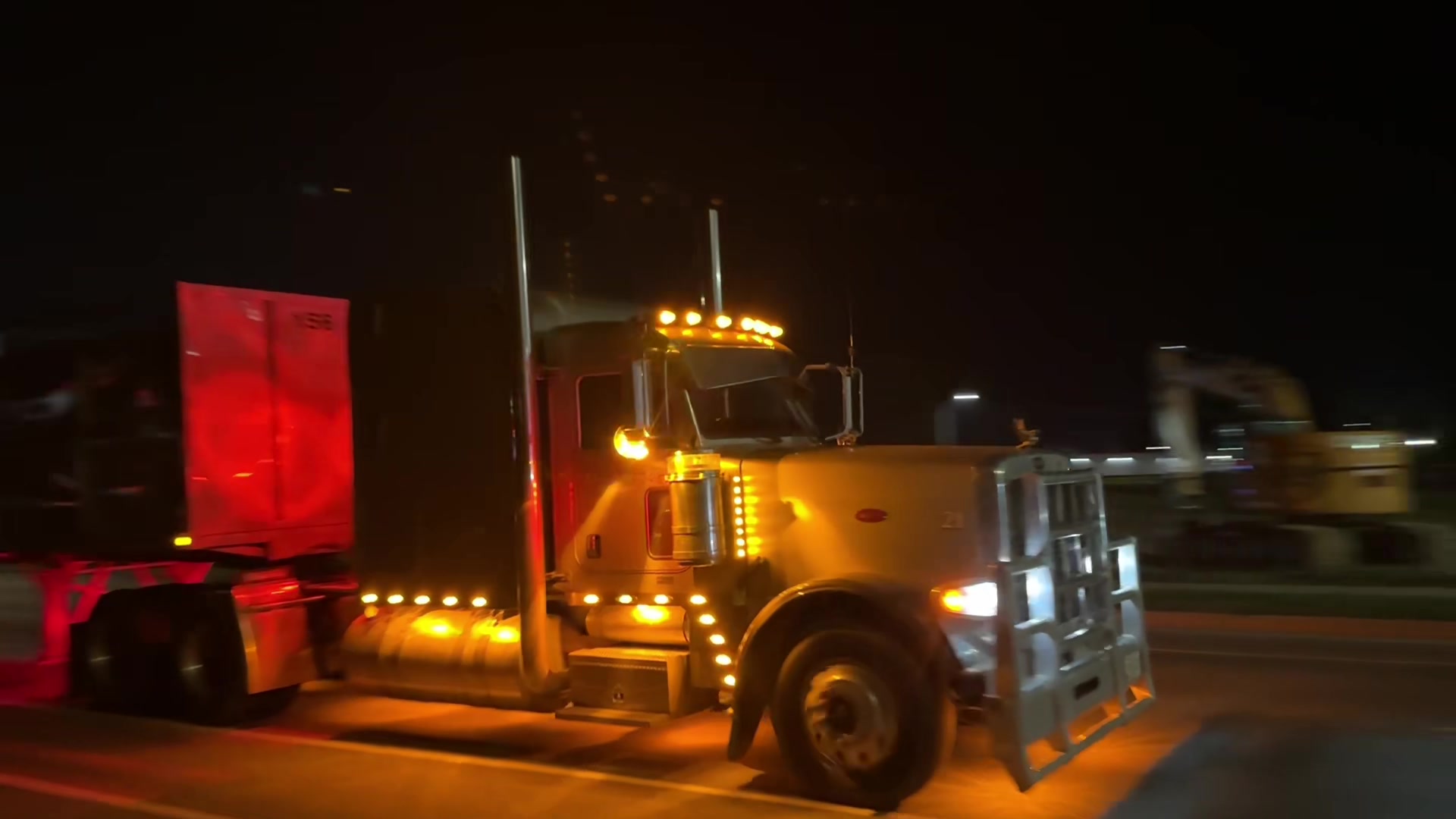 @WiscoBigRigs