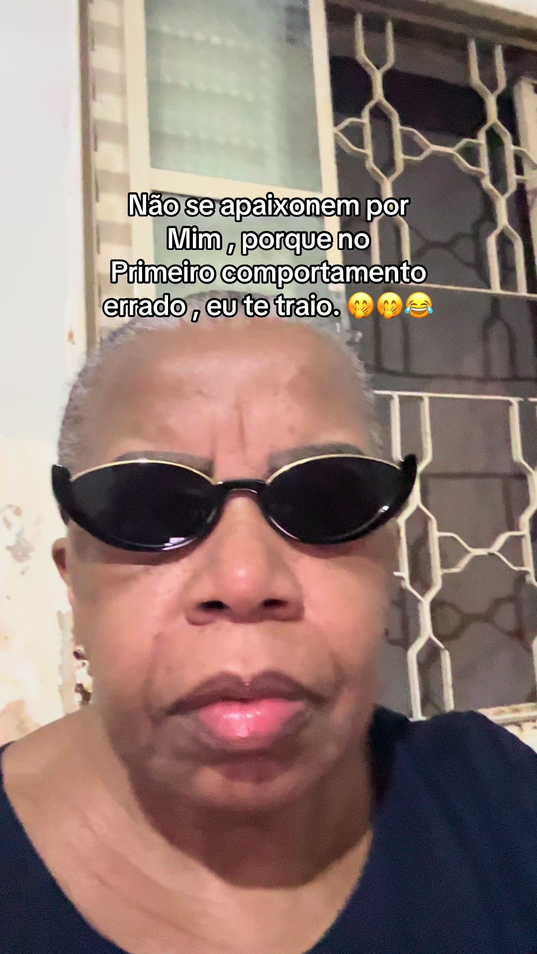 @memezeiras_.