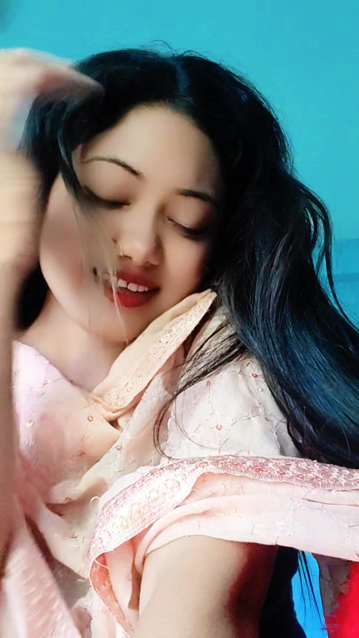 @Ms AaniyaThakur🦋 👑🫰
