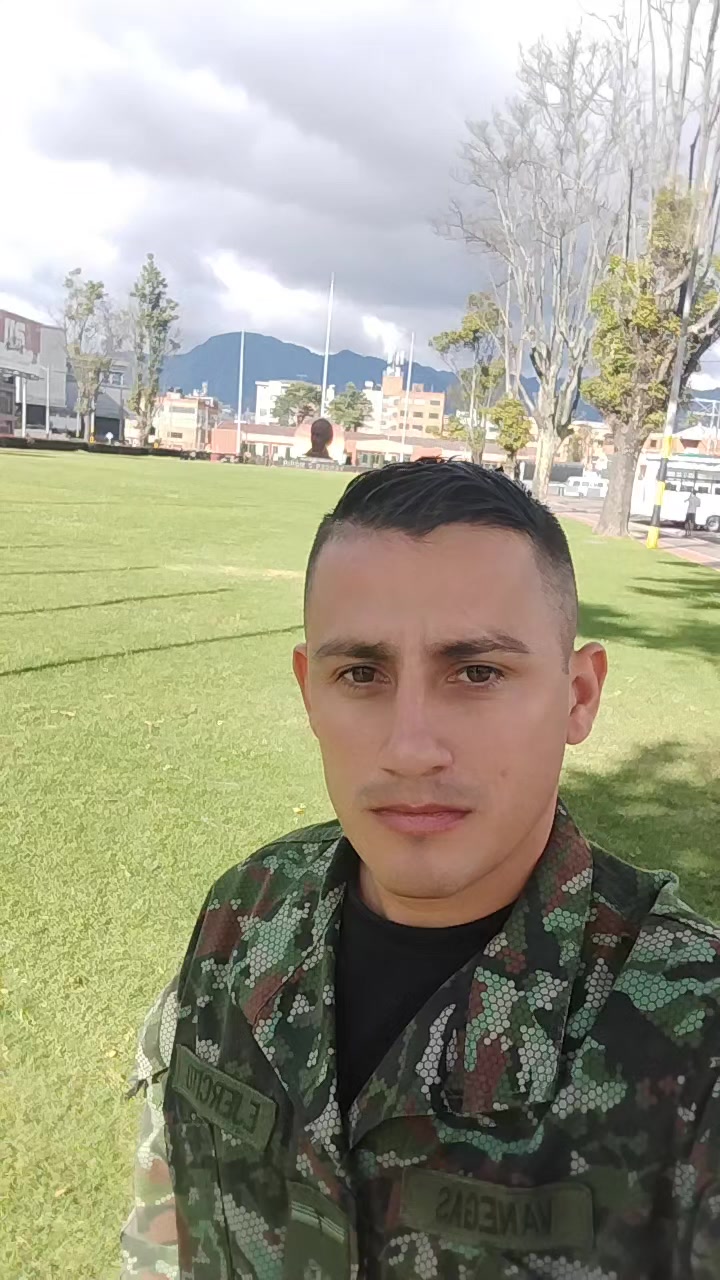@DAVID ÁLVAREZ