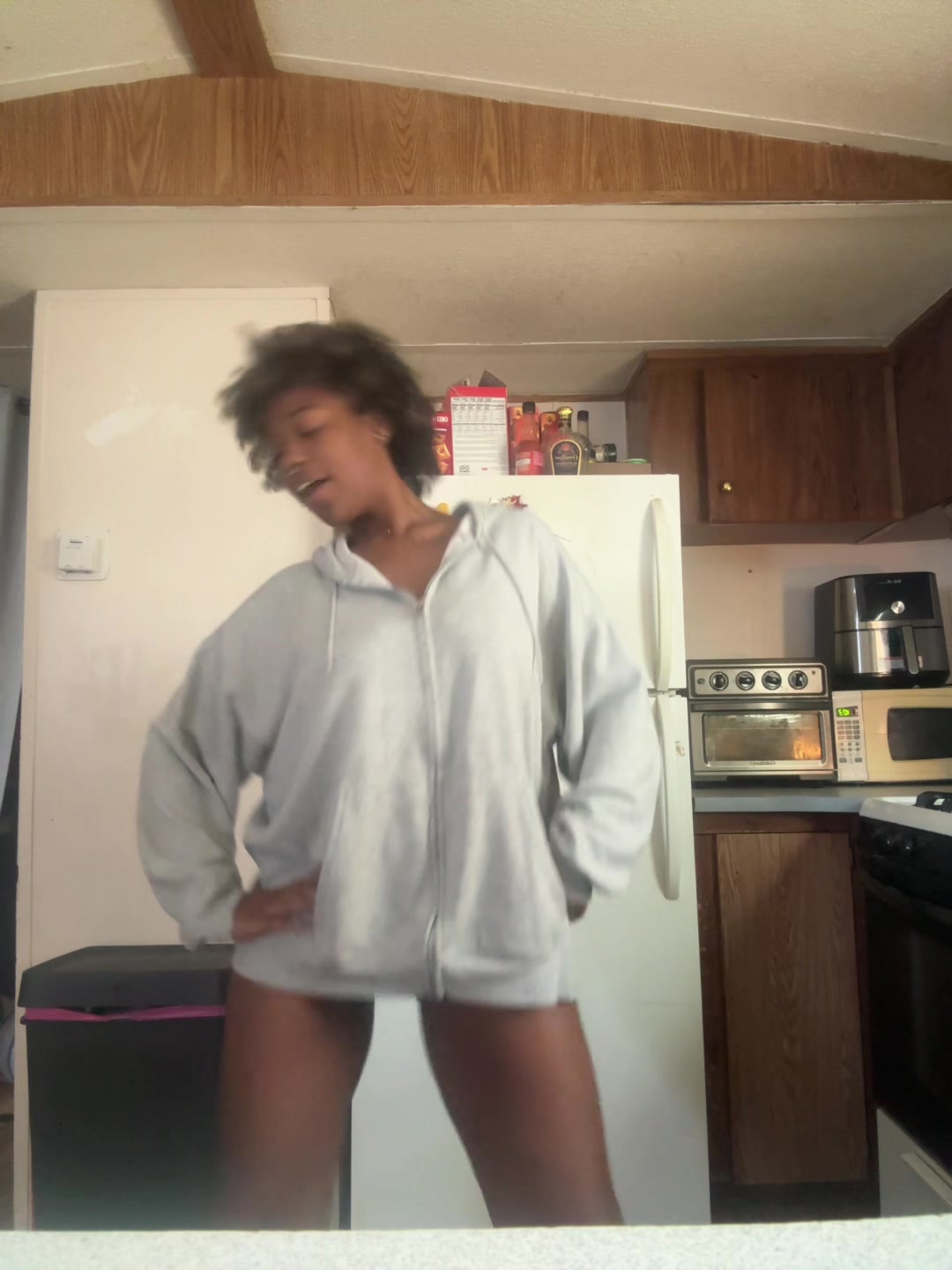 @lmaoovic