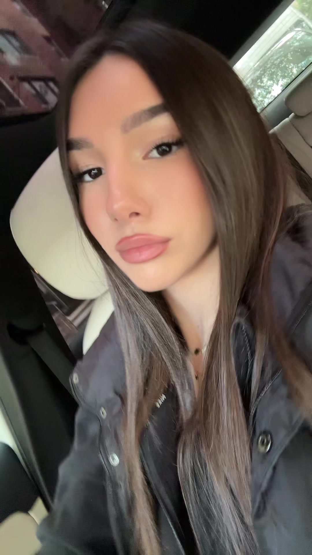 @𝓗𝓪𝓷𝓪 𝓑𝓪𝓳𝓻𝓪𝓶𝓲🇦🇱