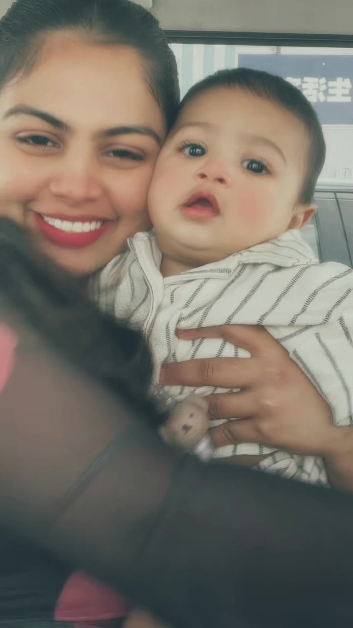 @Divya ᥫ᭡✨